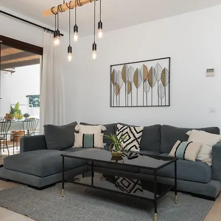 Oasis Lomas Del Club *