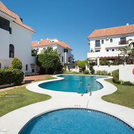 Oasis Lomas Del Club Apartment *