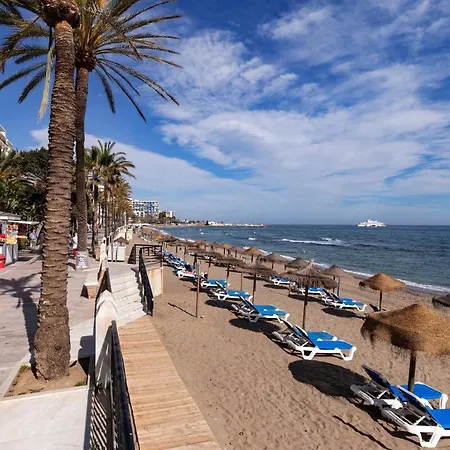 Oasis Lomas Del Club * Marbella