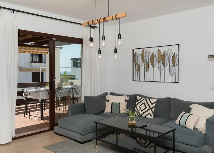 Oasis Lomas Del Club *