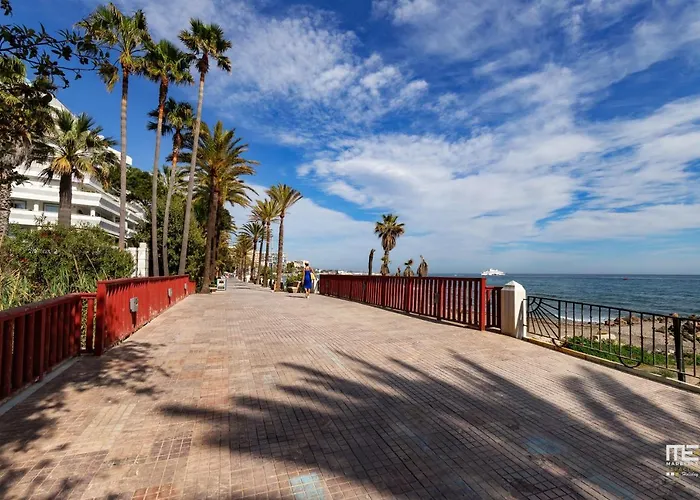 Oasis Lomas Del Club * Marbella